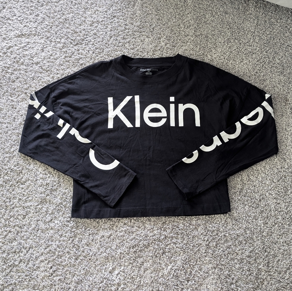 Calvin Klein Women's Long Sleeve Crop Top Shirt